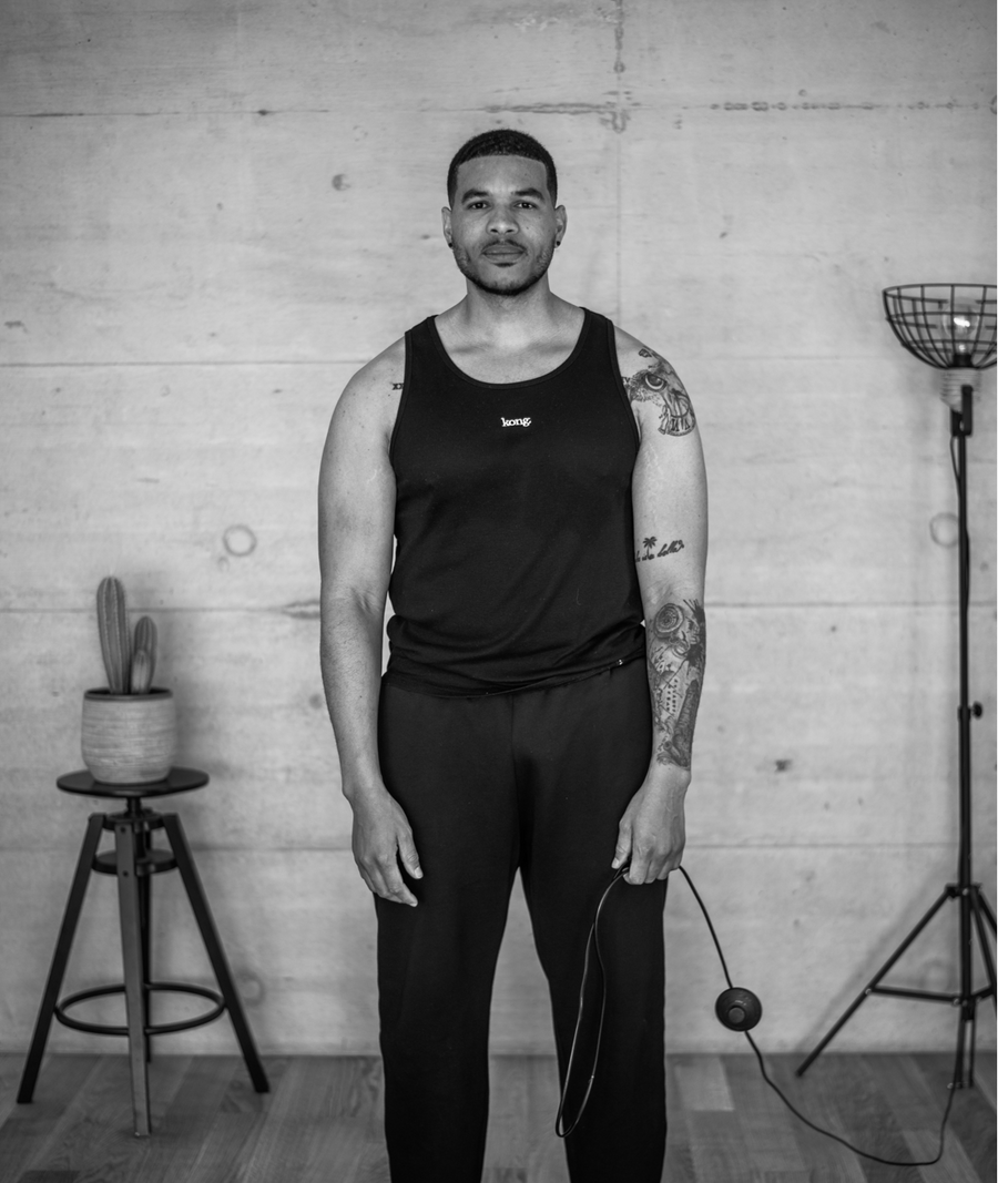 TANK TOP BLACK